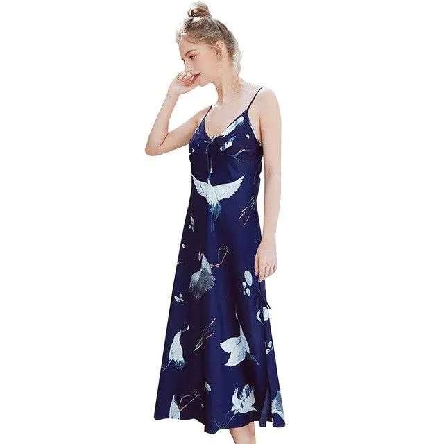 2019 New Sexy Silk Satin NIghtgown Sleeveless Nightdress V-neck Print Sleepshirt Long Nighties Summer Sleeping Dress For Women