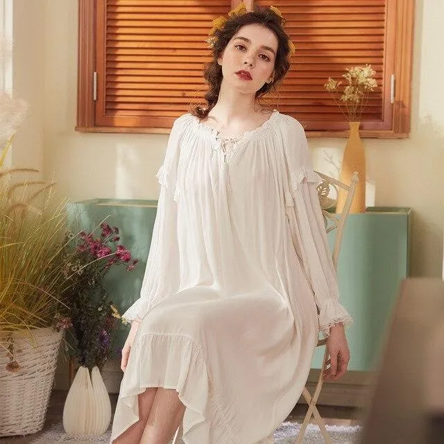 2019 new Women Cotton sweet Long Nightdress Female Vintage Lace Sleepwear Sweet Princess Nightgown Soft Elegant Sleepshirts