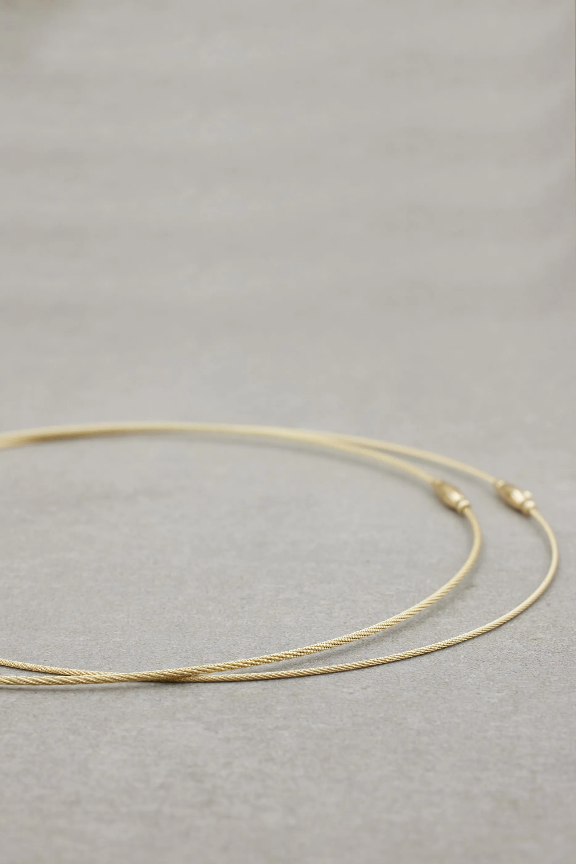 Cable Wire Necklace Heavy , yellow Gold ( 1.5mm)