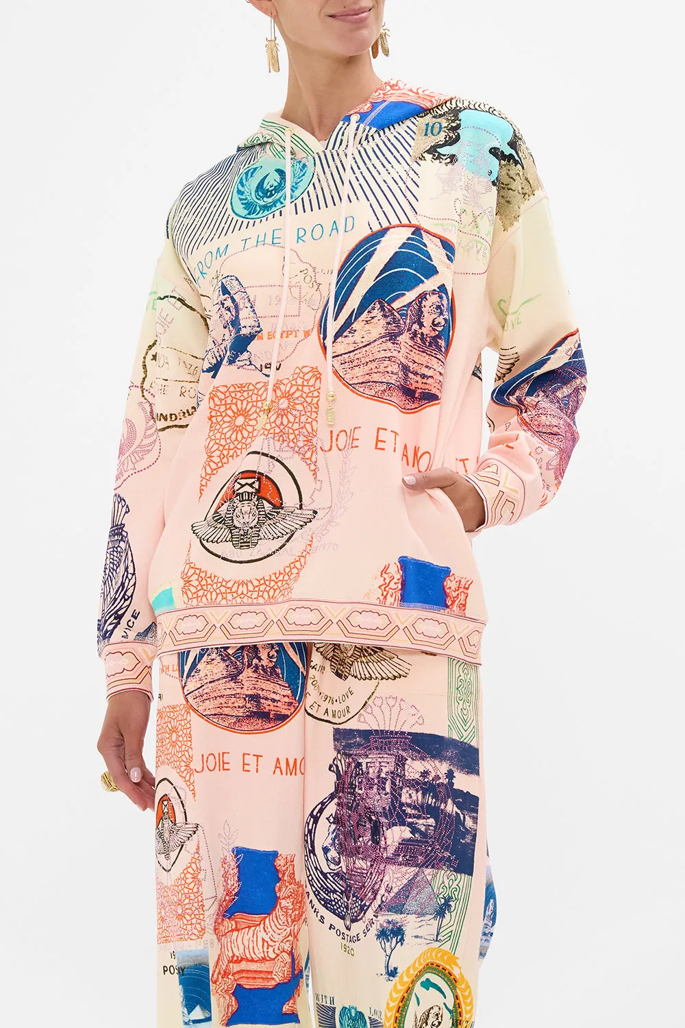 HOODY WITH POCKETS HAUTE PASSPORT