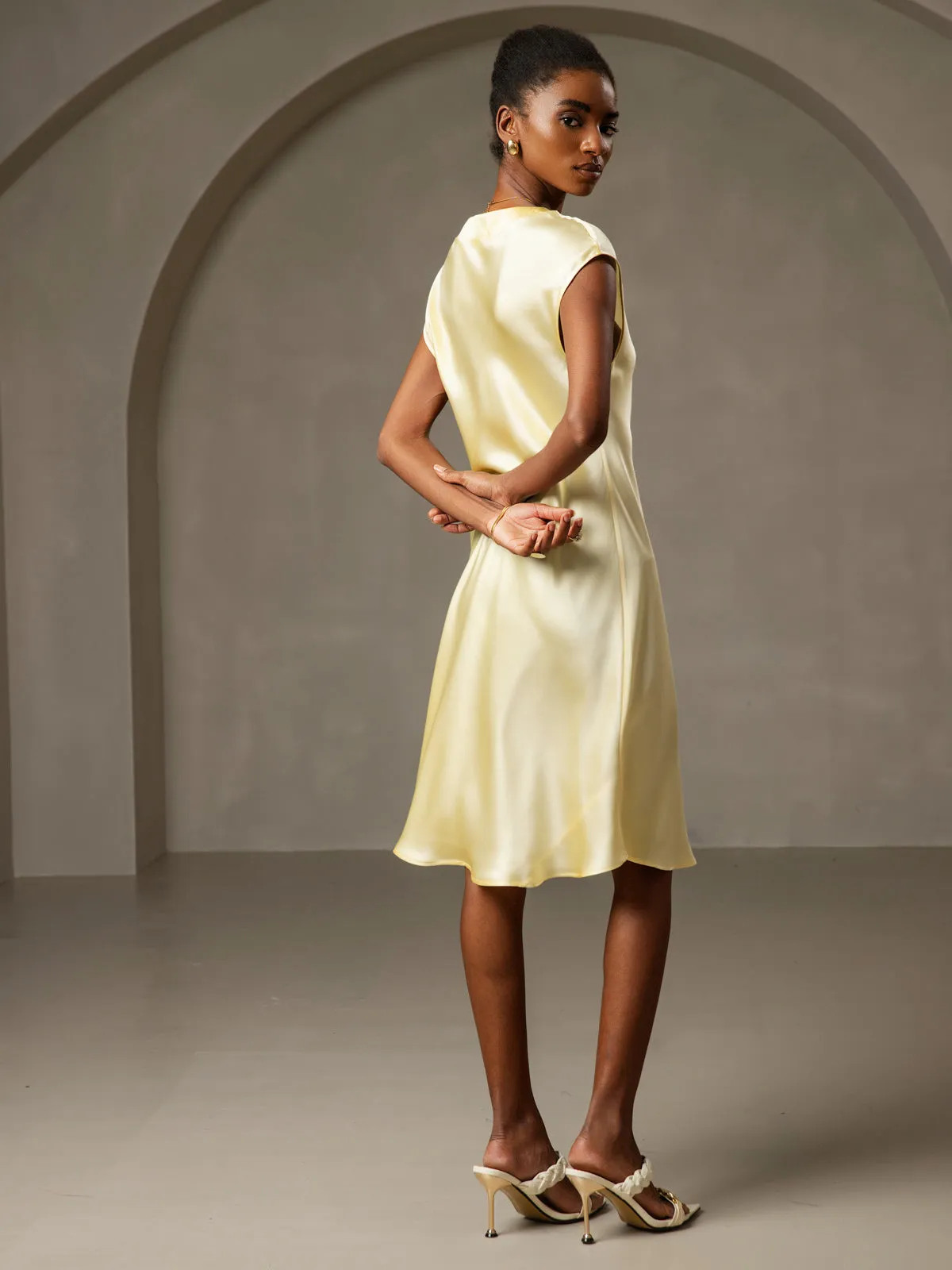 Pure Silk Elegant Short Sleeves Nightdress