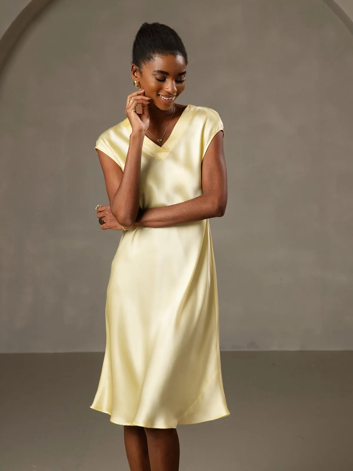 Pure Silk Elegant Short Sleeves Nightdress