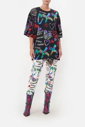 SUPER OVERSIZED TEE TAGGED UP